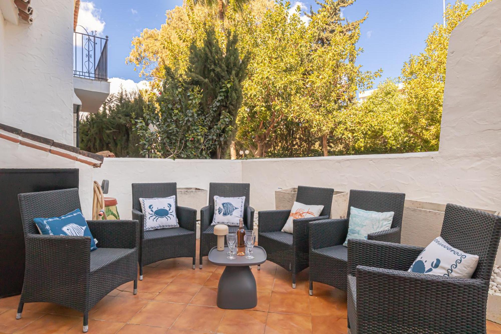 Apartment Puerto Banus Near La Sala By The Sea - Happy Marbella